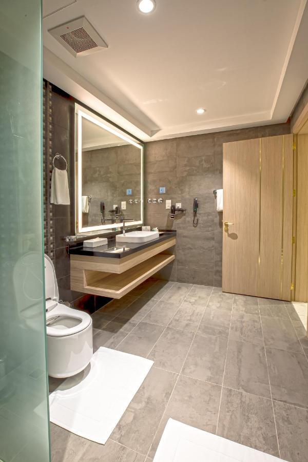 Green Park Hotel Doha Eksteriør billede