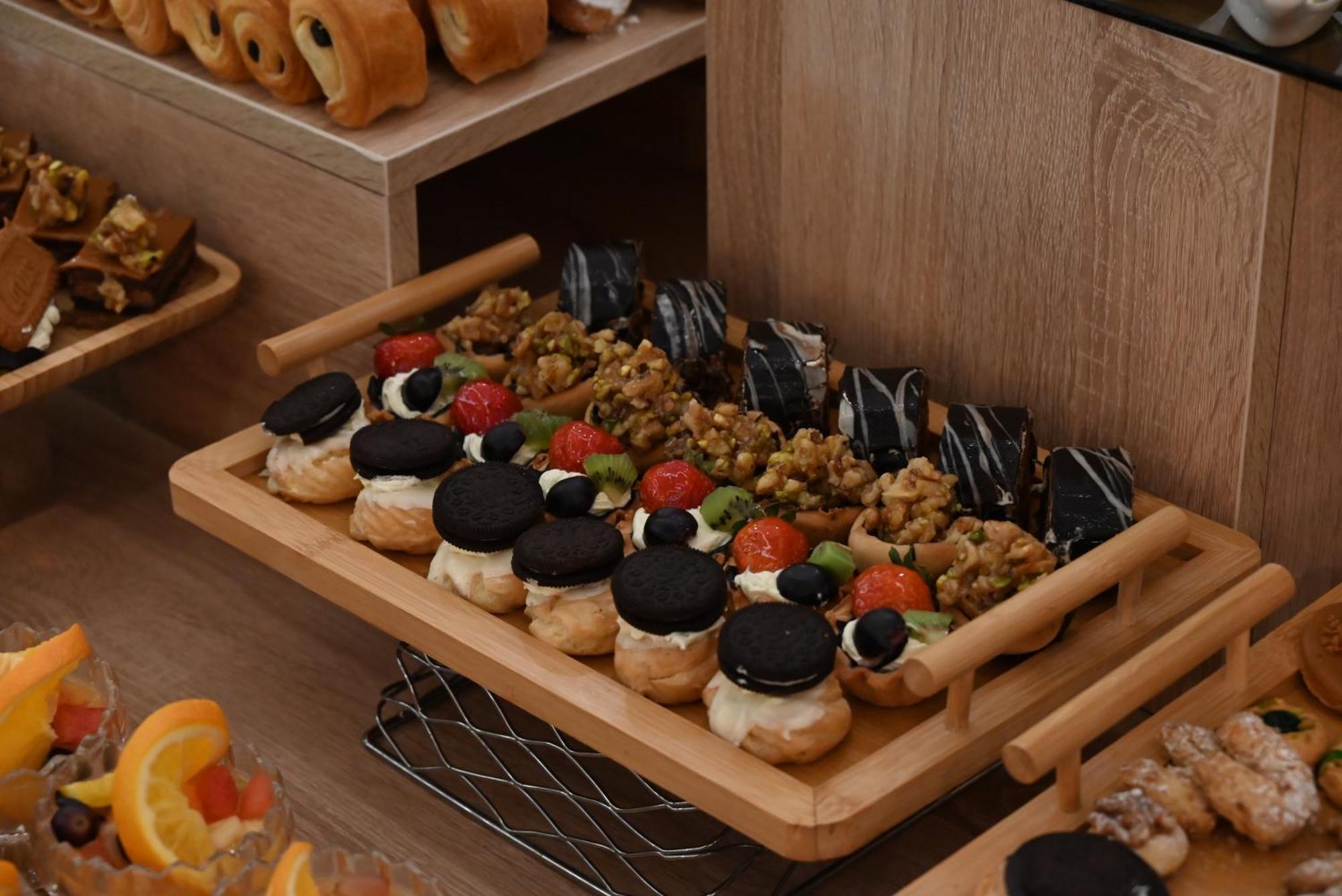 Green Park Hotel Doha Eksteriør billede